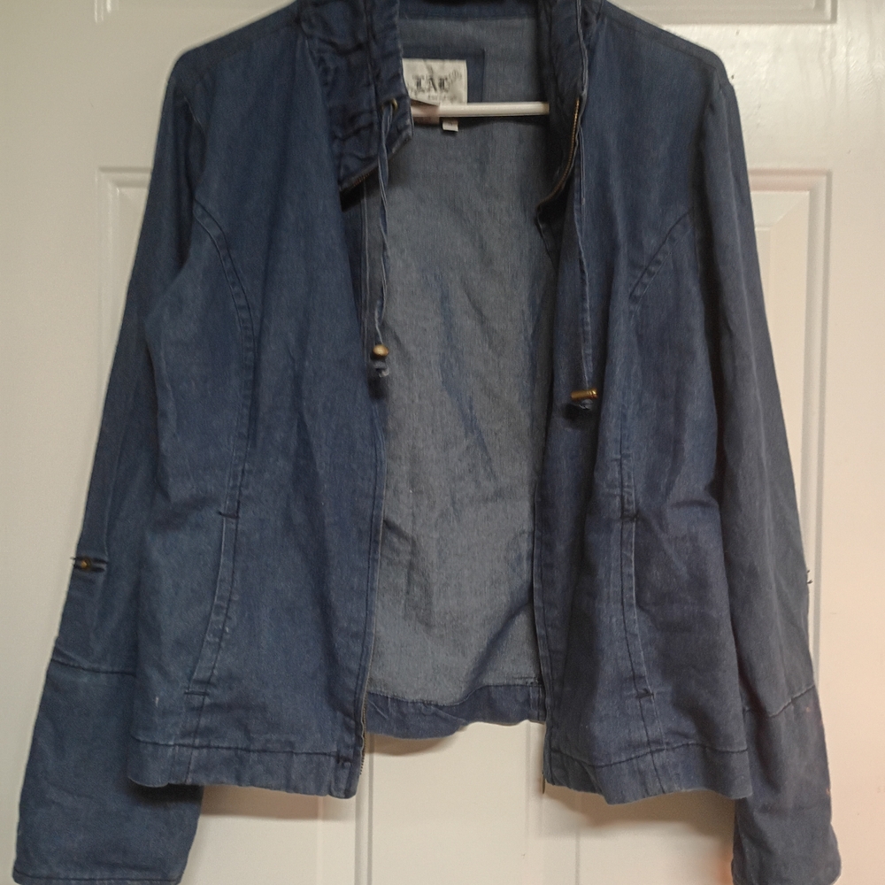 🦄Live a Little Medium Blue Jean Jacket Size M